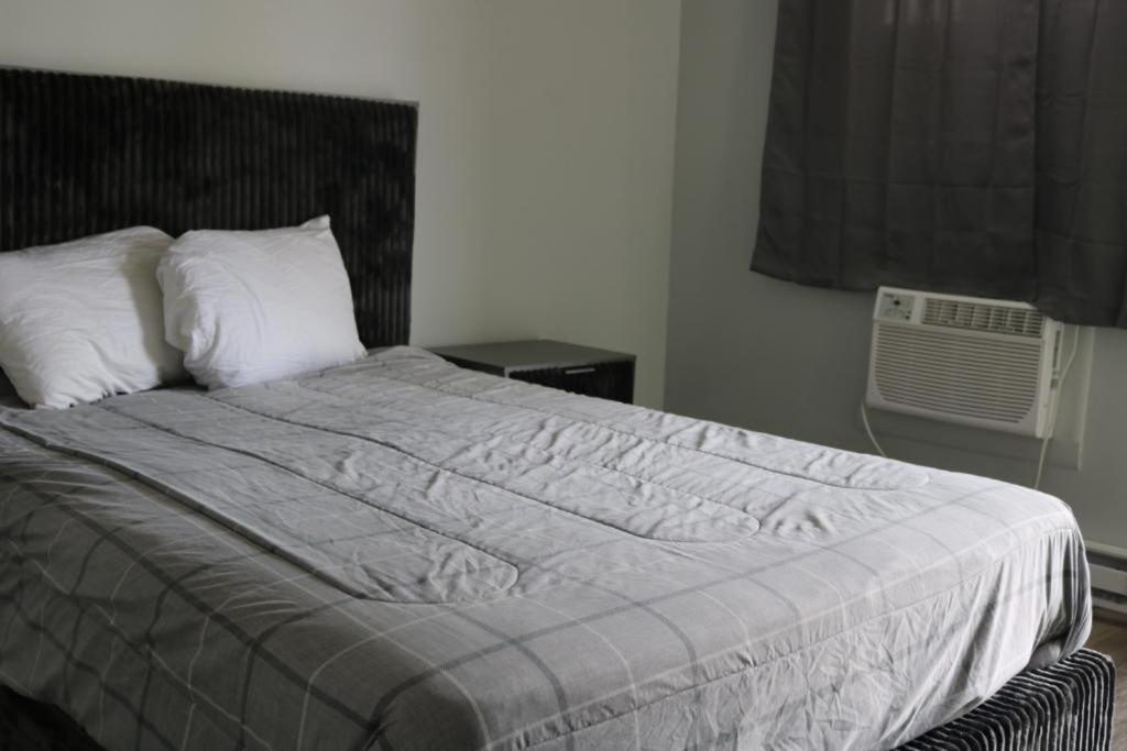 Motel 81 Dalton Buitenkant foto